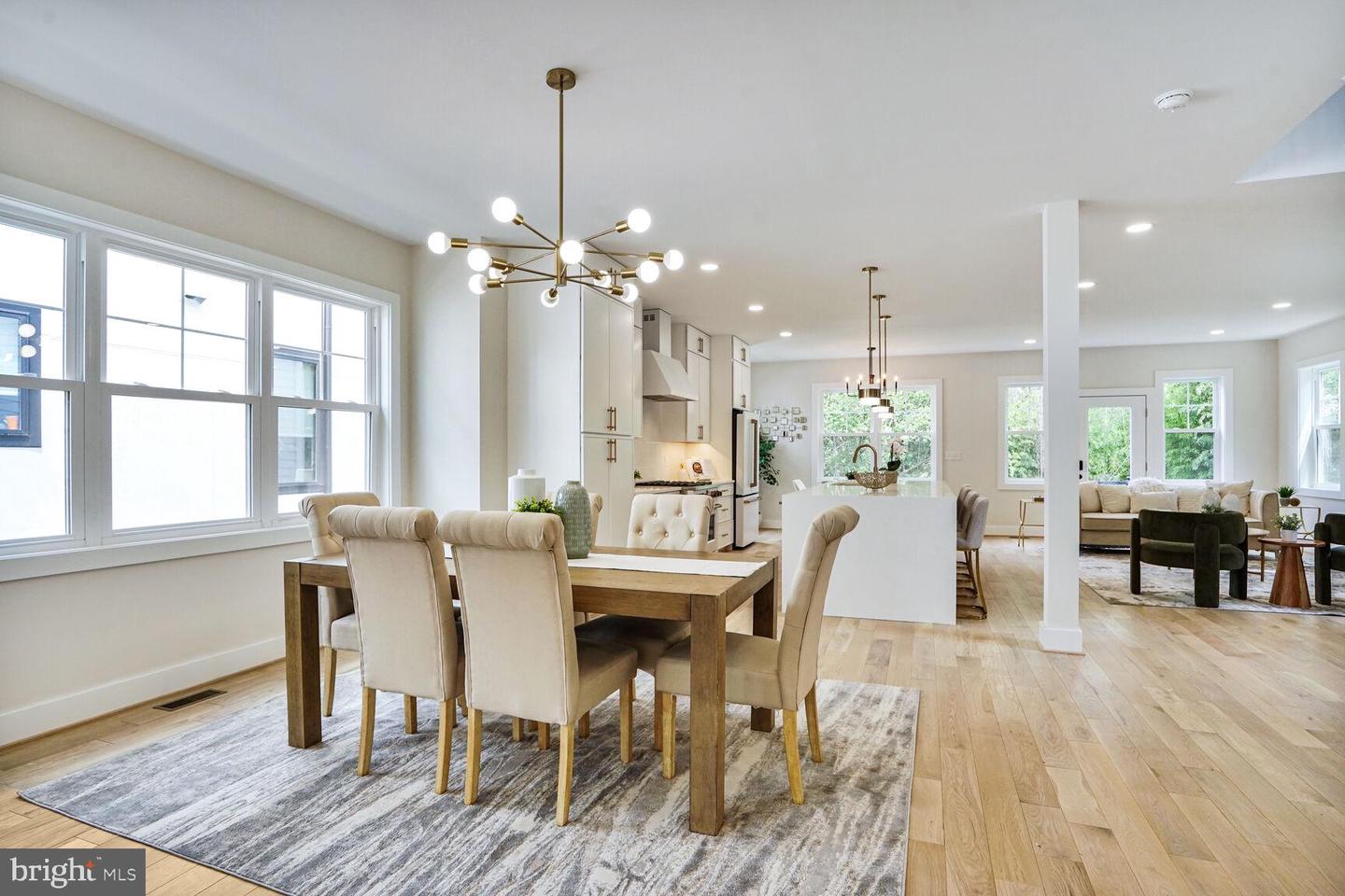 423 N CLEVELAND ST, ARLINGTON, Virginia 22201, 6 Bedrooms Bedrooms, ,5 BathroomsBathrooms,Residential,For sale,423 N CLEVELAND ST,VAAR2059072 MLS # VAAR2059072