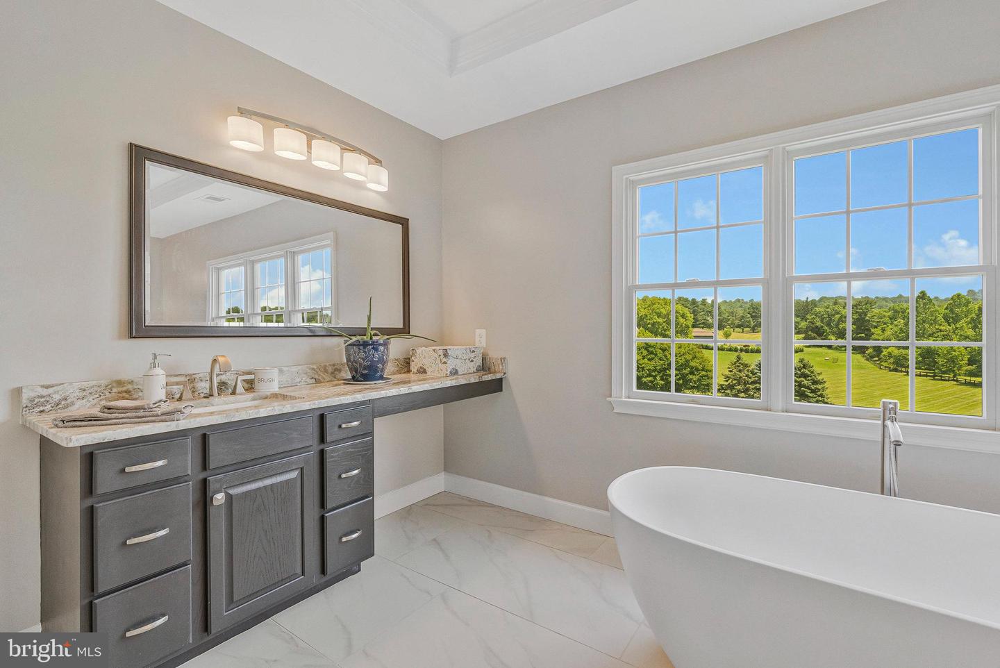 14785 BANKFIELD DR, WATERFORD, Virginia 20197, 4 Bedrooms Bedrooms, ,5 BathroomsBathrooms,Residential,For sale,14785 BANKFIELD DR,VALO2099158 MLS # VALO2099158