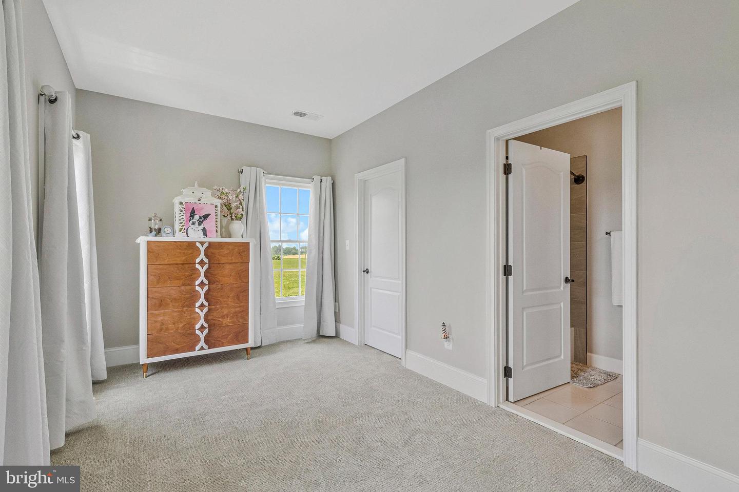 14785 BANKFIELD DR, WATERFORD, Virginia 20197, 4 Bedrooms Bedrooms, ,5 BathroomsBathrooms,Residential,For sale,14785 BANKFIELD DR,VALO2099158 MLS # VALO2099158