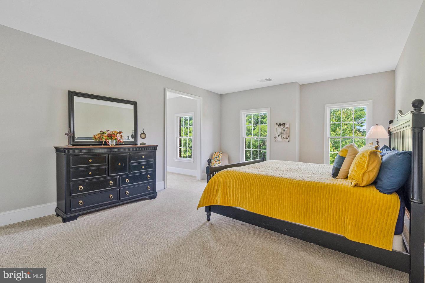 14785 BANKFIELD DR, WATERFORD, Virginia 20197, 4 Bedrooms Bedrooms, ,5 BathroomsBathrooms,Residential,For sale,14785 BANKFIELD DR,VALO2099158 MLS # VALO2099158