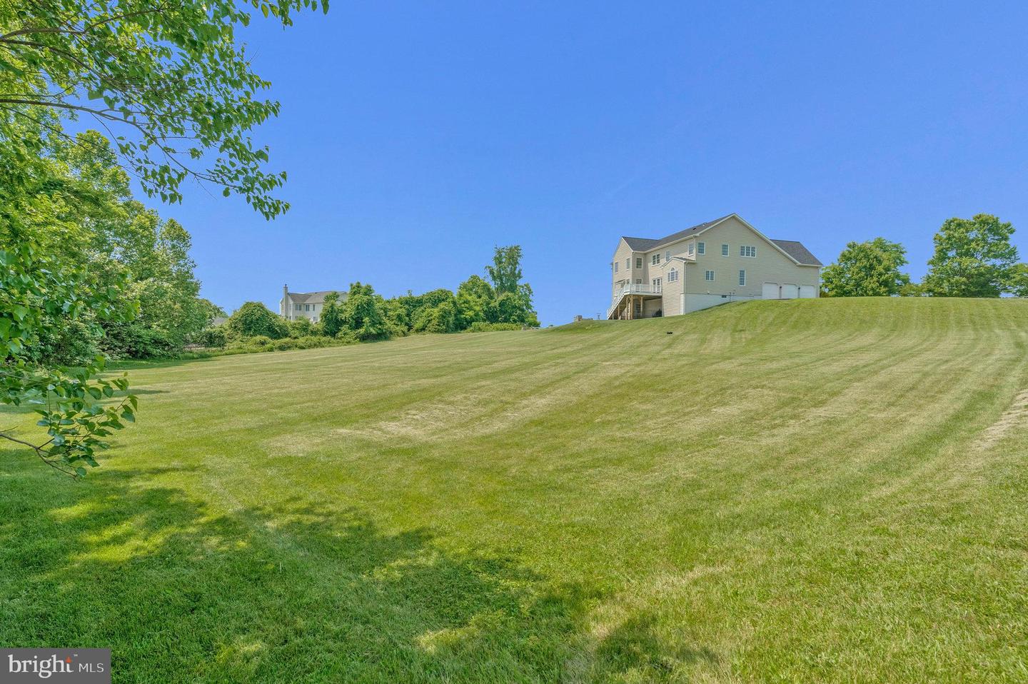 14785 BANKFIELD DR, WATERFORD, Virginia 20197, 4 Bedrooms Bedrooms, ,5 BathroomsBathrooms,Residential,For sale,14785 BANKFIELD DR,VALO2099158 MLS # VALO2099158