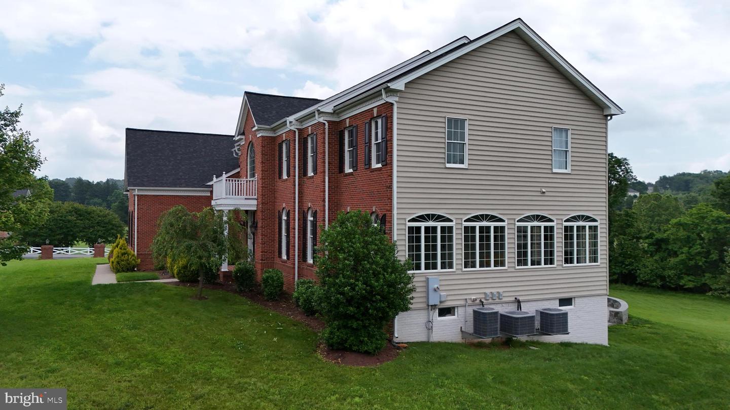 14785 BANKFIELD DR, WATERFORD, Virginia 20197, 4 Bedrooms Bedrooms, ,5 BathroomsBathrooms,Residential,For sale,14785 BANKFIELD DR,VALO2099158 MLS # VALO2099158