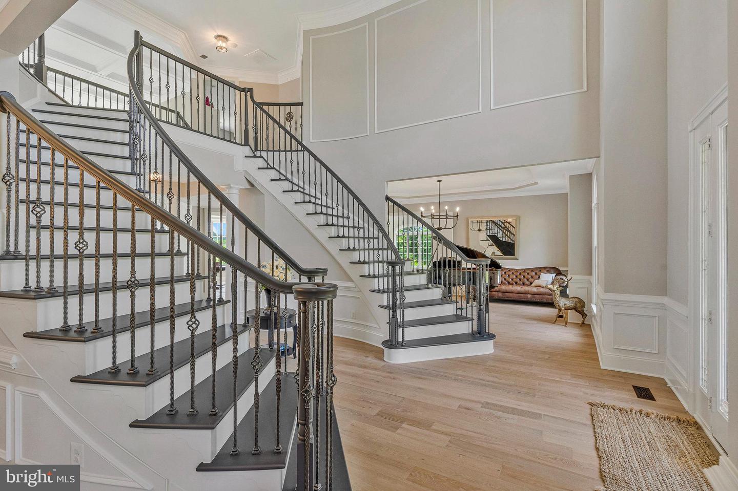 14785 BANKFIELD DR, WATERFORD, Virginia 20197, 4 Bedrooms Bedrooms, ,5 BathroomsBathrooms,Residential,For sale,14785 BANKFIELD DR,VALO2099158 MLS # VALO2099158