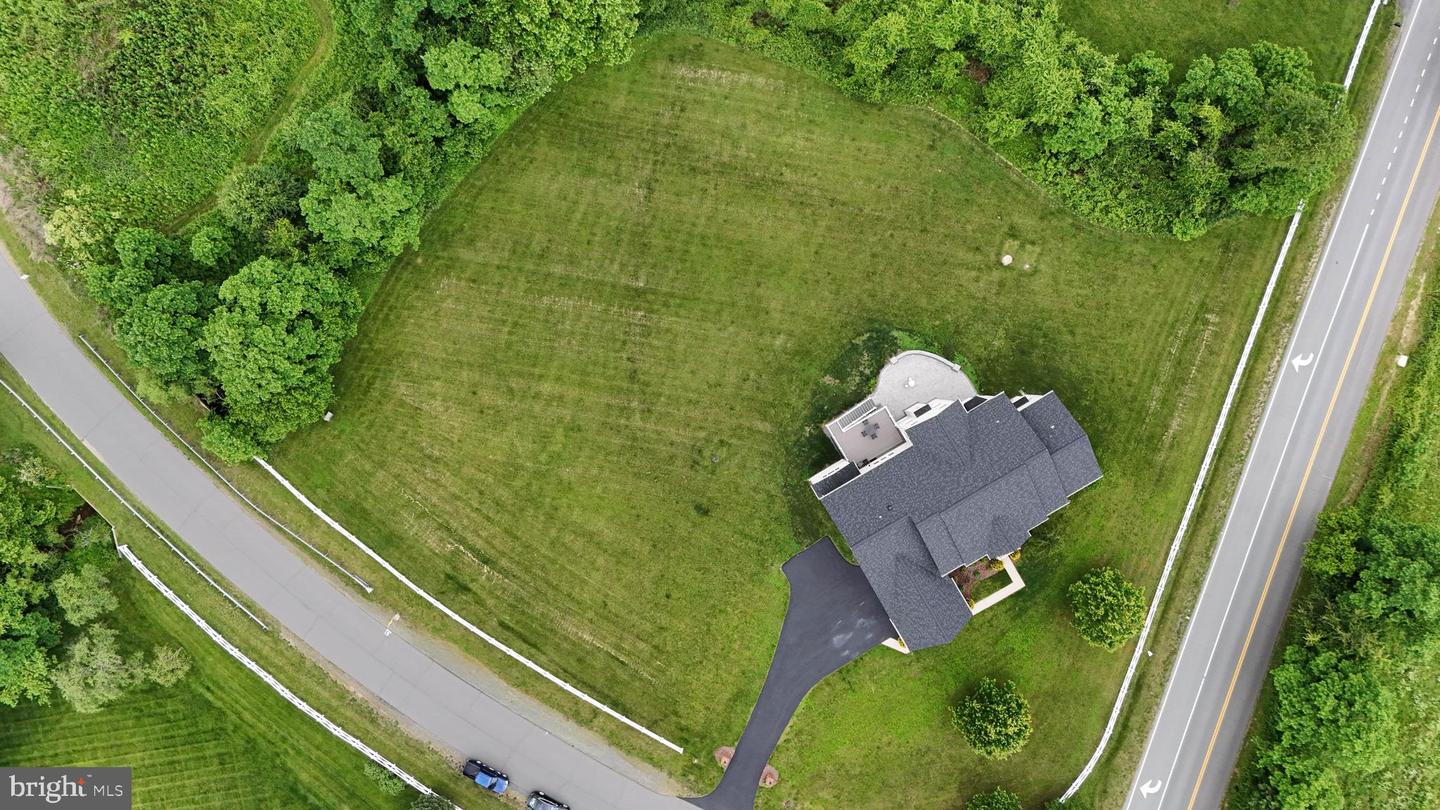 14785 BANKFIELD DR, WATERFORD, Virginia 20197, 4 Bedrooms Bedrooms, ,5 BathroomsBathrooms,Residential,For sale,14785 BANKFIELD DR,VALO2099158 MLS # VALO2099158