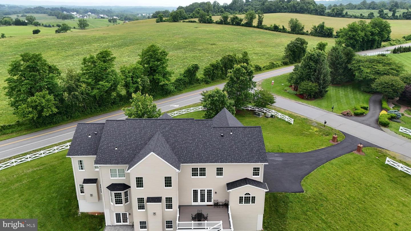 14785 BANKFIELD DR, WATERFORD, Virginia 20197, 4 Bedrooms Bedrooms, ,5 BathroomsBathrooms,Residential,For sale,14785 BANKFIELD DR,VALO2099158 MLS # VALO2099158