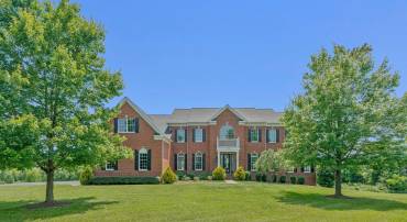 14785 BANKFIELD DR, WATERFORD, Virginia 20197, 4 Bedrooms Bedrooms, ,5 BathroomsBathrooms,Residential,For sale,14785 BANKFIELD DR,VALO2099158 MLS # VALO2099158