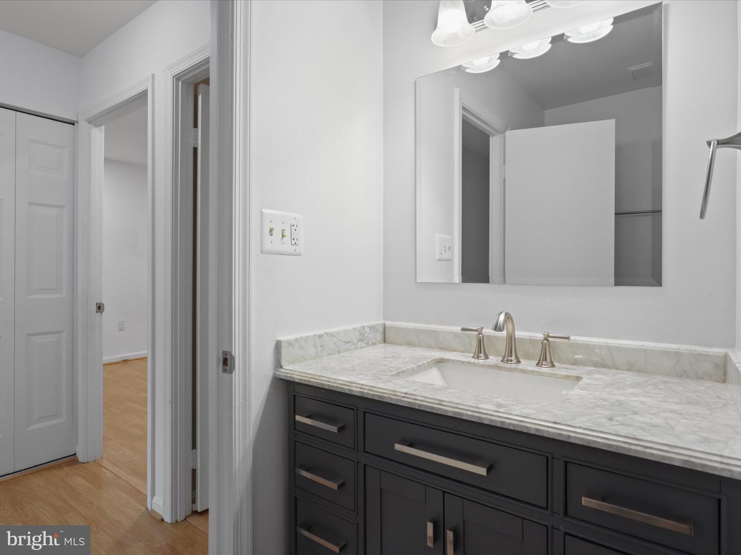 9664 MASTERWORKS DR, VIENNA, Virginia 22181, 3 Bedrooms Bedrooms, ,3 BathroomsBathrooms,Residential,For sale,9664 MASTERWORKS DR,VAFX2246600 MLS # VAFX2246600