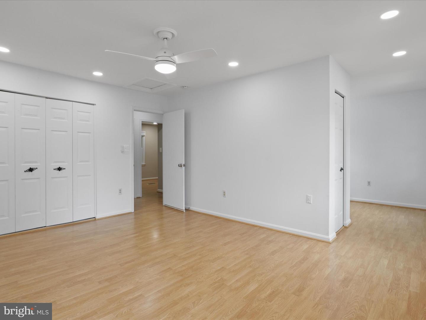 9664 MASTERWORKS DR, VIENNA, Virginia 22181, 3 Bedrooms Bedrooms, ,3 BathroomsBathrooms,Residential,For sale,9664 MASTERWORKS DR,VAFX2246600 MLS # VAFX2246600