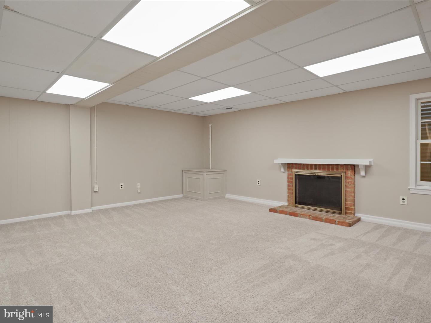9664 MASTERWORKS DR, VIENNA, Virginia 22181, 3 Bedrooms Bedrooms, ,3 BathroomsBathrooms,Residential,For sale,9664 MASTERWORKS DR,VAFX2246600 MLS # VAFX2246600