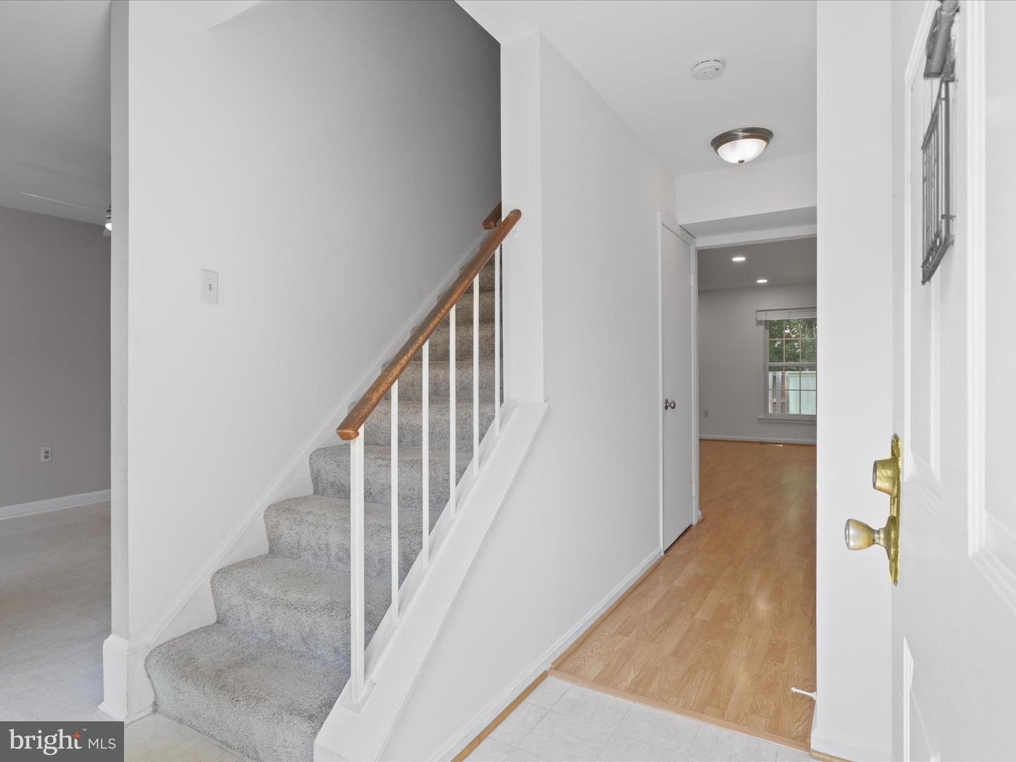 9664 MASTERWORKS DR, VIENNA, Virginia 22181, 3 Bedrooms Bedrooms, ,3 BathroomsBathrooms,Residential,For sale,9664 MASTERWORKS DR,VAFX2246600 MLS # VAFX2246600