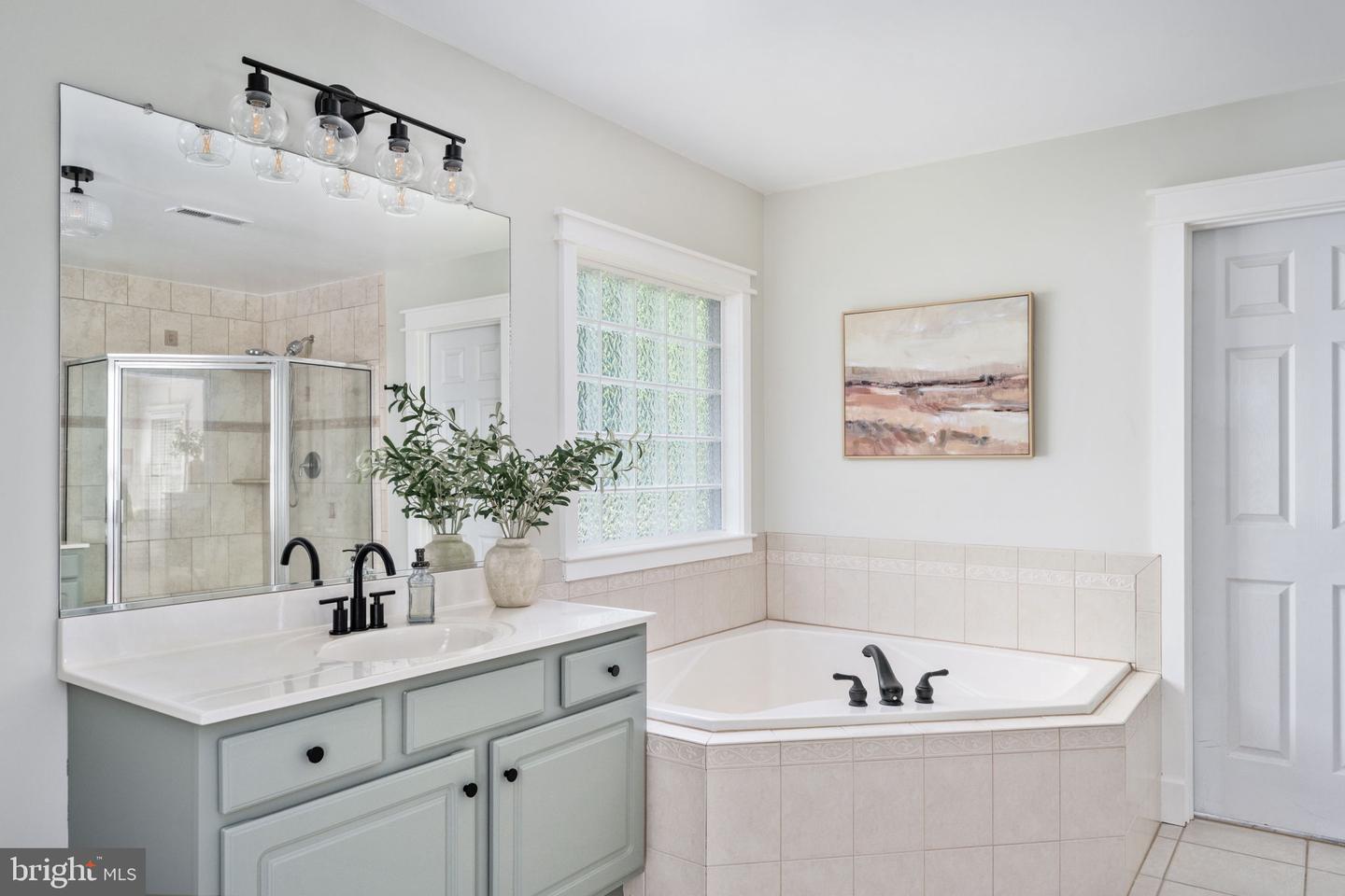 13515 PERIMETER DR, FREDERICKSBURG, Virginia 22407, 5 Bedrooms Bedrooms, ,3 BathroomsBathrooms,Residential,For sale,13515 PERIMETER DR,VASP2033874 MLS # VASP2033874