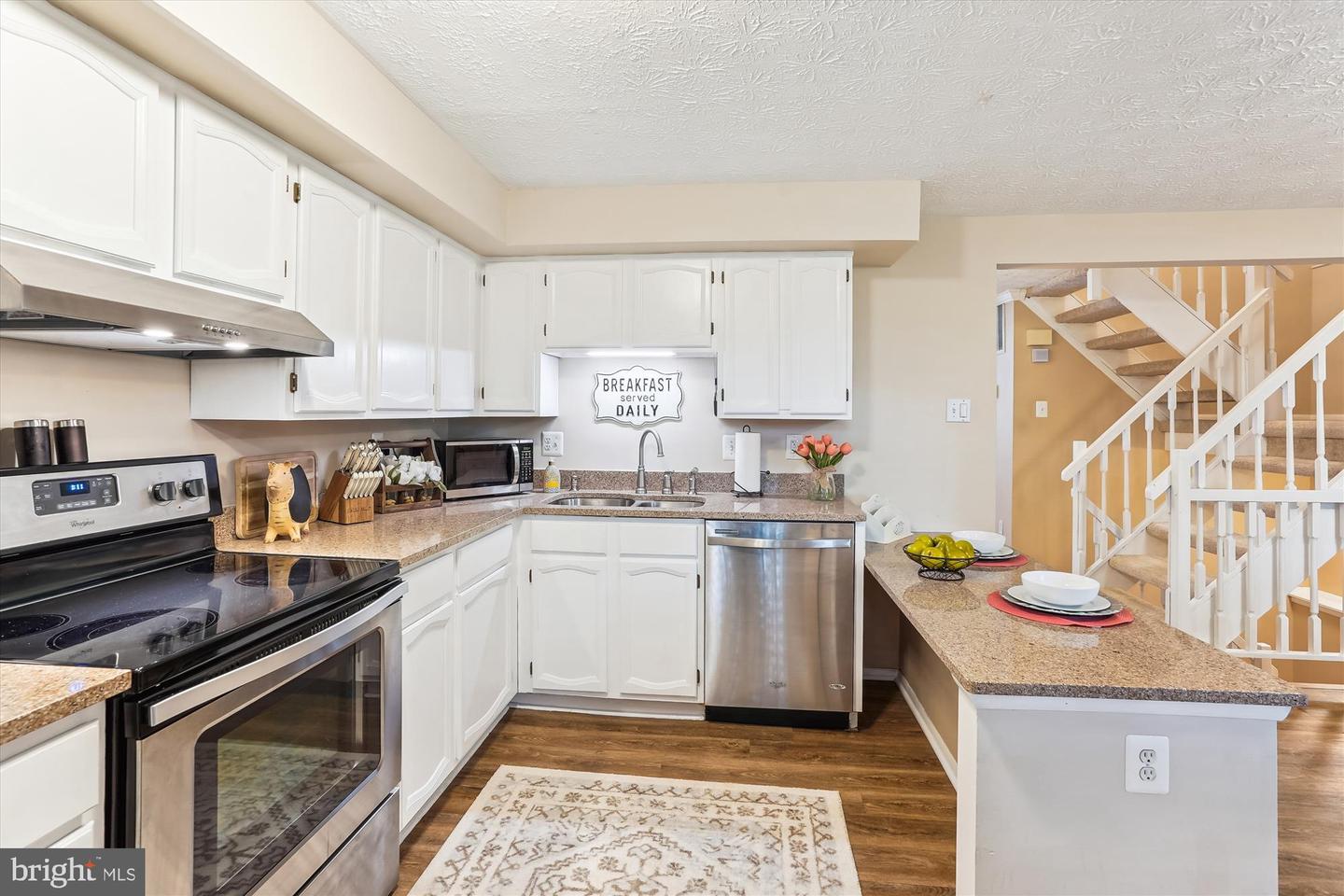 1646 SIERRA WOODS DR, RESTON, Virginia 20194, 3 Bedrooms Bedrooms, ,2 BathroomsBathrooms,Residential,For sale,1646 SIERRA WOODS DR,VAFX2246792 MLS # VAFX2246792