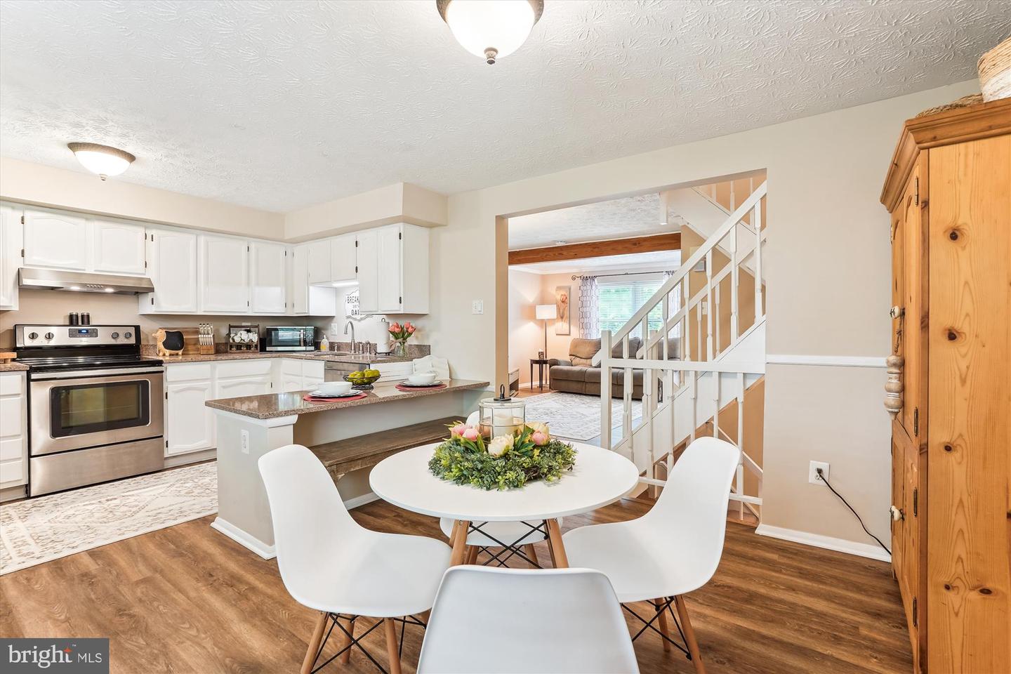 1646 SIERRA WOODS DR, RESTON, Virginia 20194, 3 Bedrooms Bedrooms, ,2 BathroomsBathrooms,Residential,For sale,1646 SIERRA WOODS DR,VAFX2246792 MLS # VAFX2246792