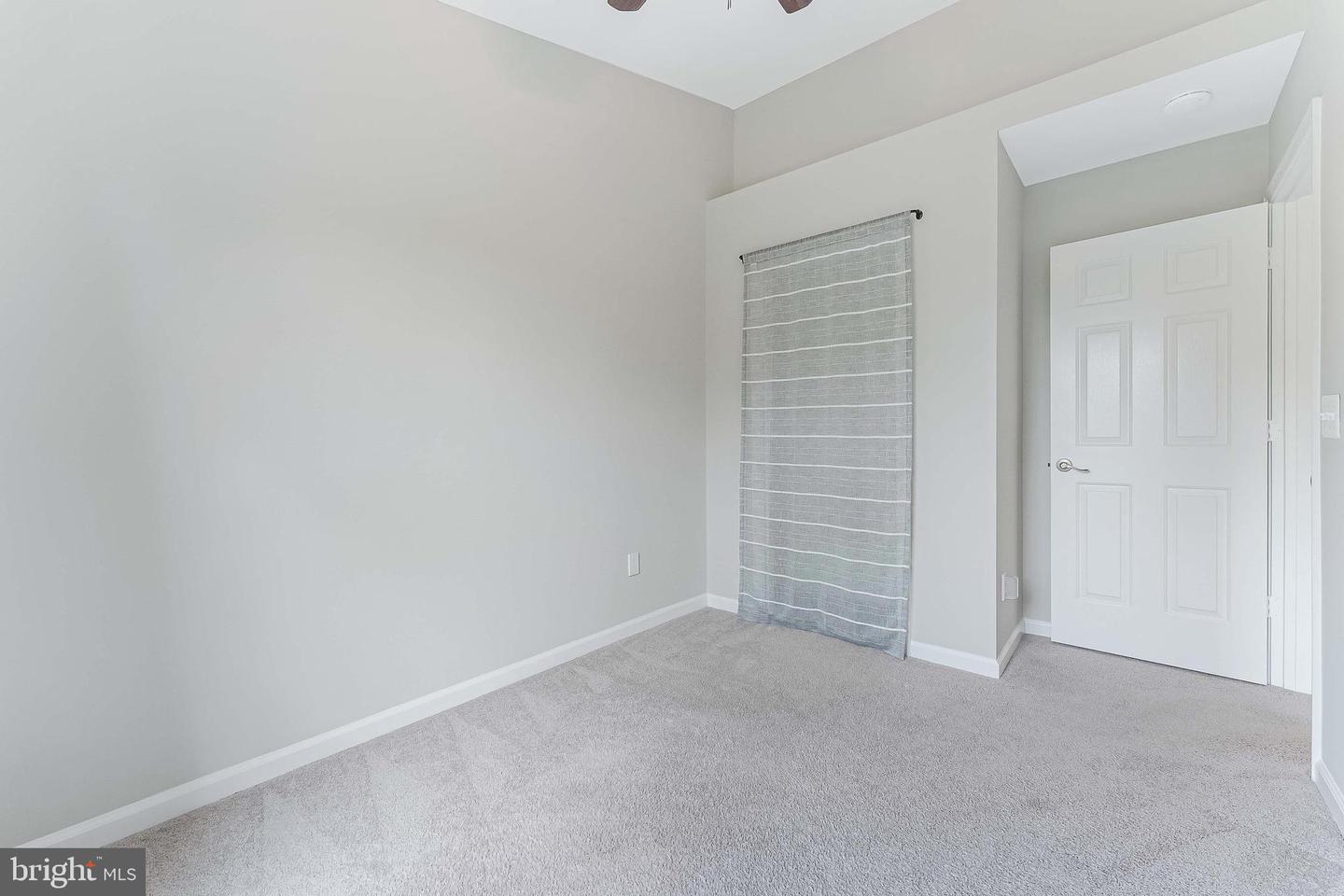 13582 HIGHLAND MEWS CT, HERNDON, Virginia 20171, 3 Bedrooms Bedrooms, ,2 BathroomsBathrooms,Residential,For sale,13582 HIGHLAND MEWS CT,VAFX2246826 MLS # VAFX2246826