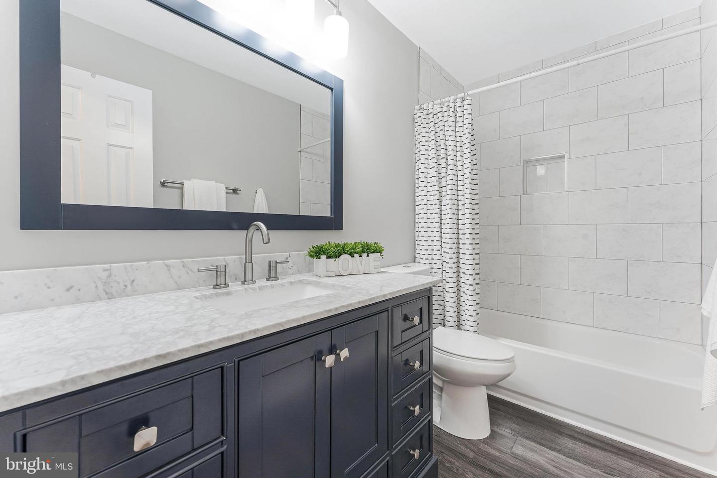 13582 HIGHLAND MEWS CT, HERNDON, Virginia 20171, 3 Bedrooms Bedrooms, ,2 BathroomsBathrooms,Residential,For sale,13582 HIGHLAND MEWS CT,VAFX2246826 MLS # VAFX2246826