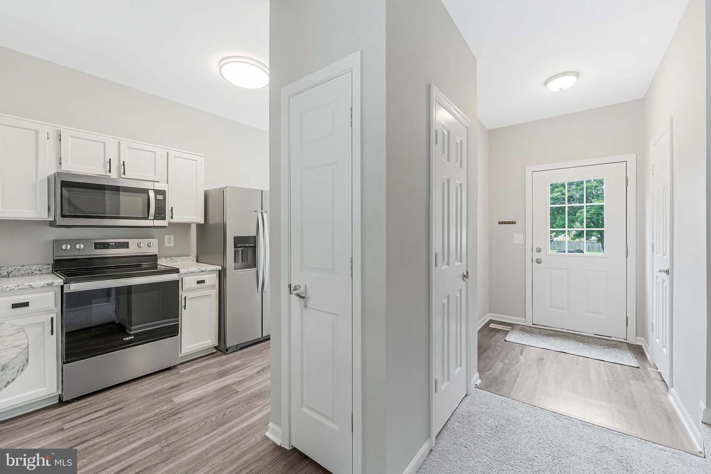 13582 HIGHLAND MEWS CT, HERNDON, Virginia 20171, 3 Bedrooms Bedrooms, ,2 BathroomsBathrooms,Residential,For sale,13582 HIGHLAND MEWS CT,VAFX2246826 MLS # VAFX2246826