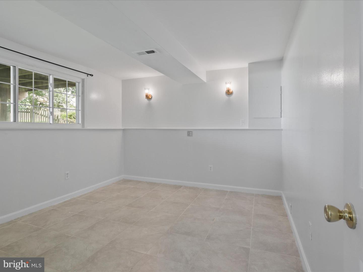13704 CABELLS MILL DR, CENTREVILLE, Virginia 20120, 4 Bedrooms Bedrooms, ,2 BathroomsBathrooms,Residential,For sale,13704 CABELLS MILL DR,VAFX2246852 MLS # VAFX2246852