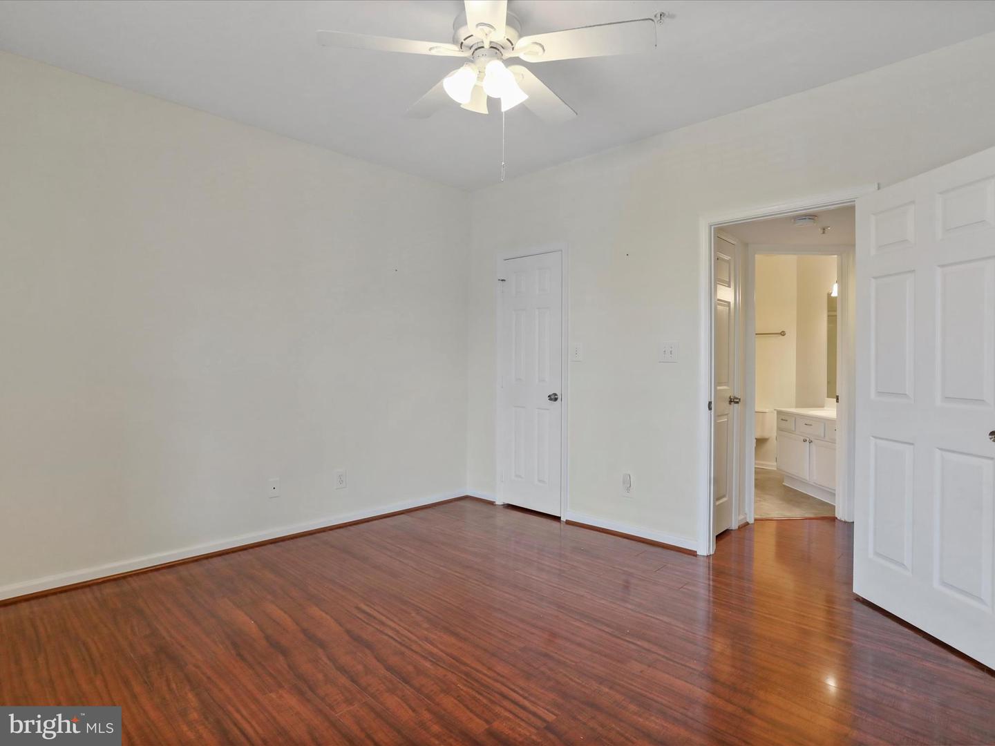 46598 DRYSDALE TER #302, STERLING, Virginia 20165, 2 Bedrooms Bedrooms, ,3 BathroomsBathrooms,Residential,For sale,46598 DRYSDALE TER #302,VALO2099386 MLS # VALO2099386