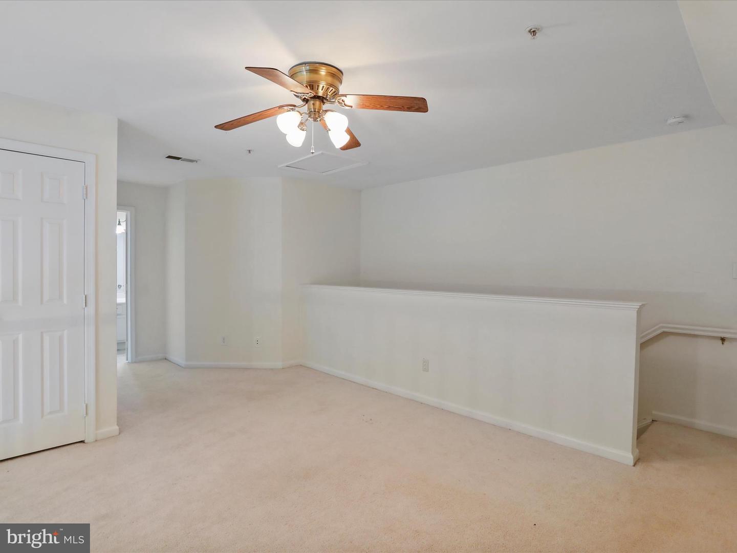 46598 DRYSDALE TER #302, STERLING, Virginia 20165, 2 Bedrooms Bedrooms, ,3 BathroomsBathrooms,Residential,For sale,46598 DRYSDALE TER #302,VALO2099386 MLS # VALO2099386