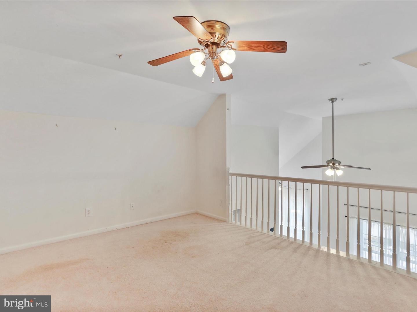 46598 DRYSDALE TER #302, STERLING, Virginia 20165, 2 Bedrooms Bedrooms, ,3 BathroomsBathrooms,Residential,For sale,46598 DRYSDALE TER #302,VALO2099386 MLS # VALO2099386