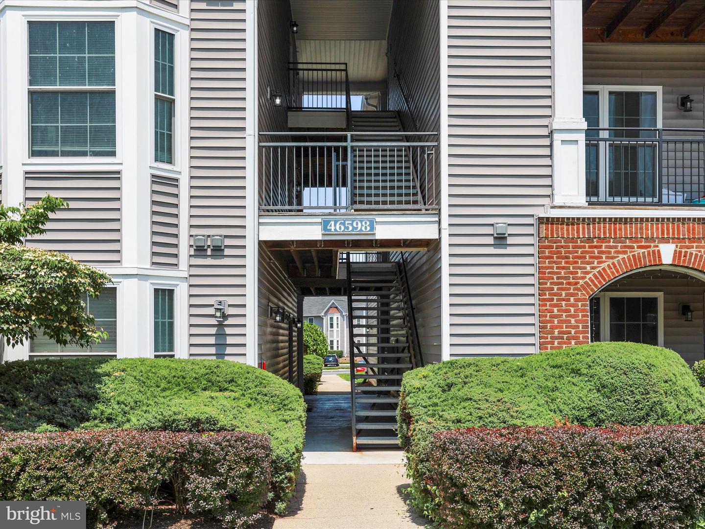 46598 DRYSDALE TER #302, STERLING, Virginia 20165, 2 Bedrooms Bedrooms, ,3 BathroomsBathrooms,Residential,For sale,46598 DRYSDALE TER #302,VALO2099386 MLS # VALO2099386