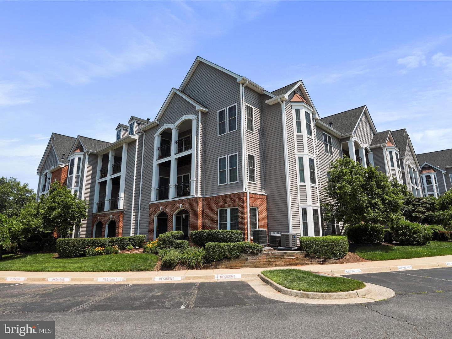 46598 DRYSDALE TER #302, STERLING, Virginia 20165, 2 Bedrooms Bedrooms, ,3 BathroomsBathrooms,Residential,For sale,46598 DRYSDALE TER #302,VALO2099386 MLS # VALO2099386