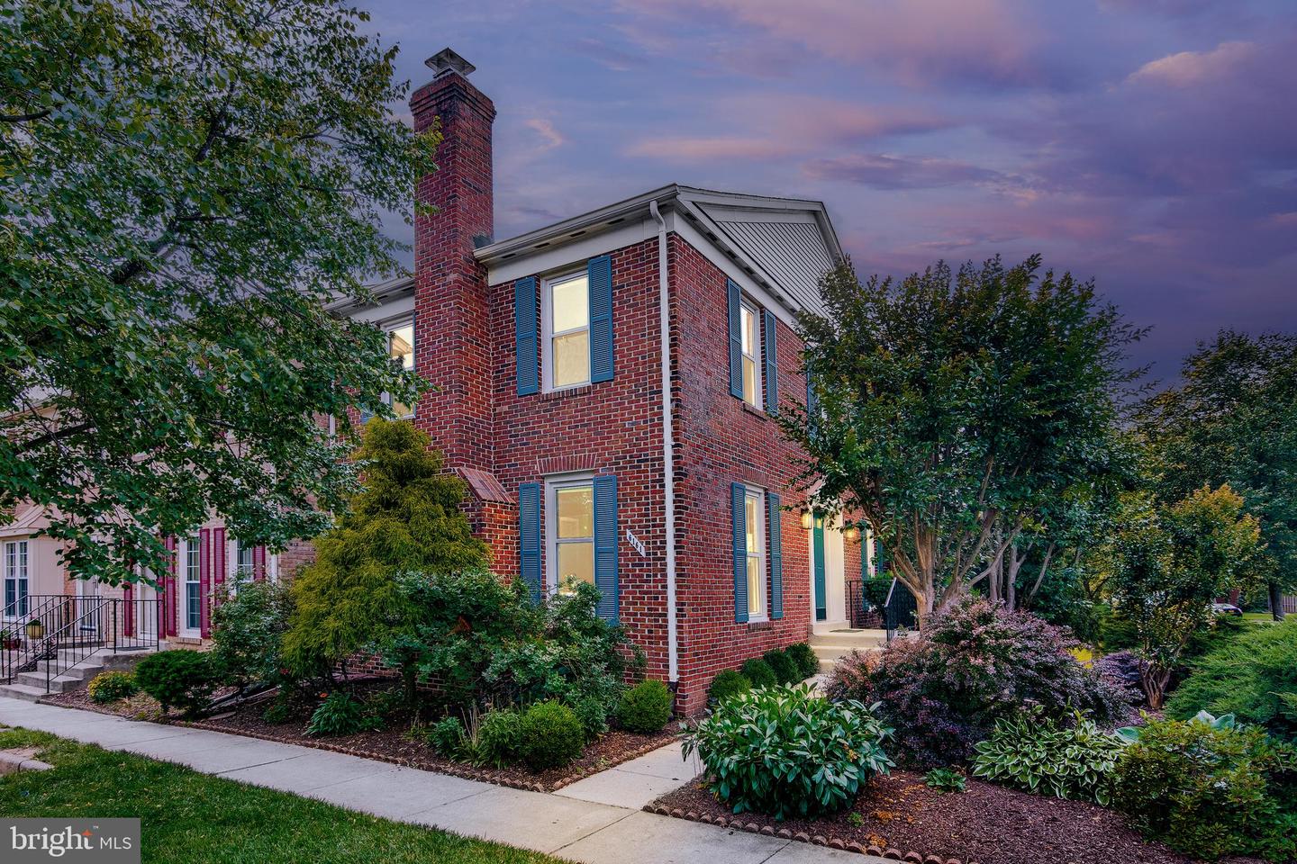 6161 SUMMER PARK LN, ALEXANDRIA, Virginia 22315, 4 Bedrooms Bedrooms, ,3 BathroomsBathrooms,Residential,For sale,6161 SUMMER PARK LN,VAFX2247038 MLS # VAFX2247038