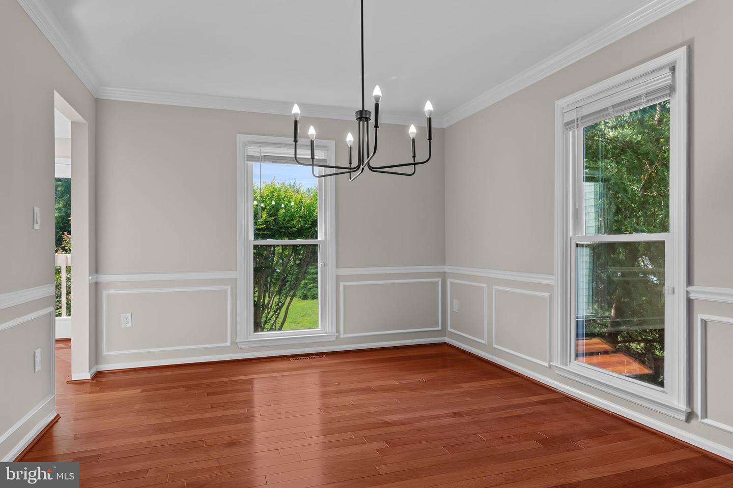 6161 SUMMER PARK LN, ALEXANDRIA, Virginia 22315, 4 Bedrooms Bedrooms, ,3 BathroomsBathrooms,Residential,For sale,6161 SUMMER PARK LN,VAFX2247038 MLS # VAFX2247038