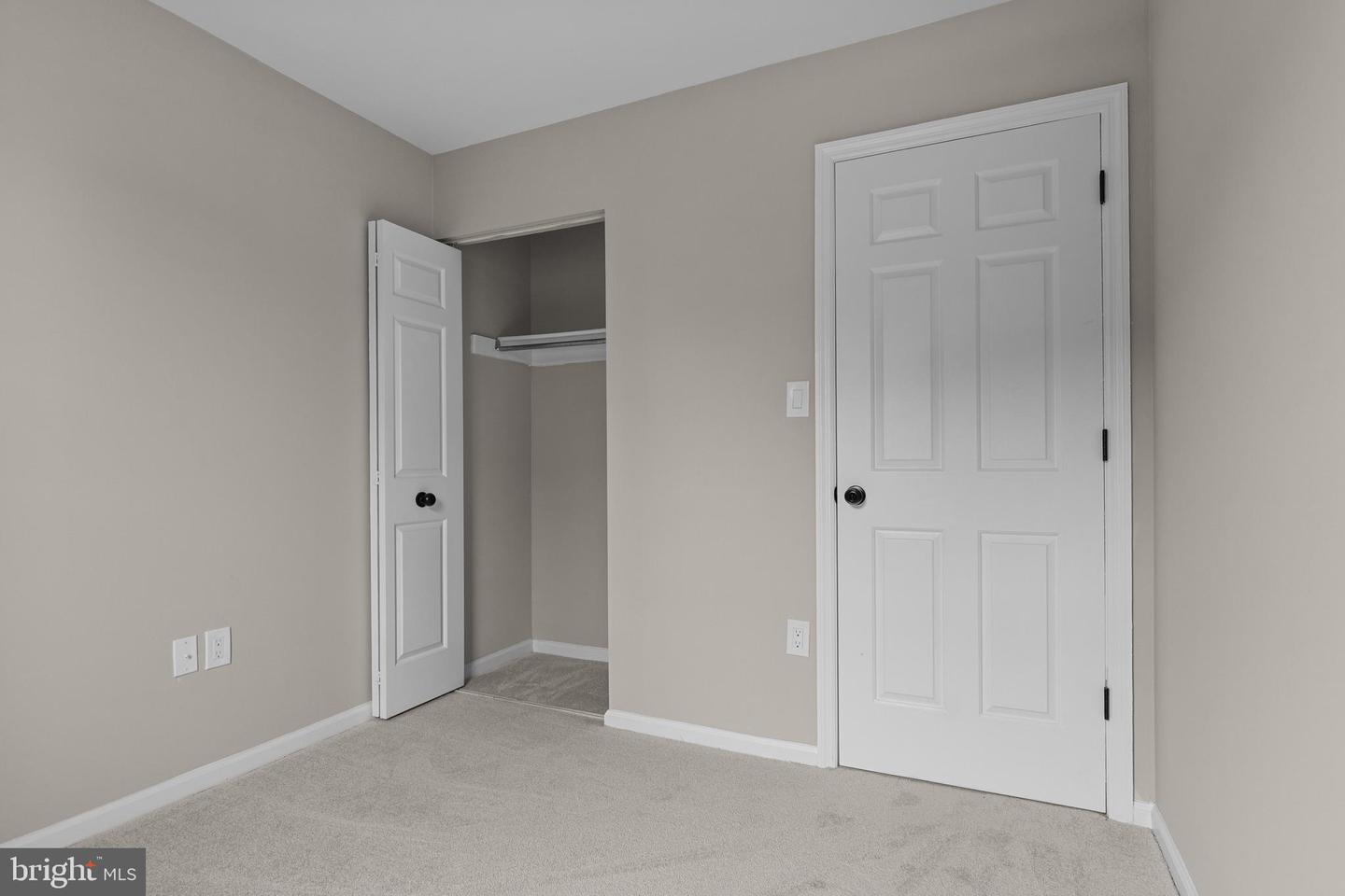 6161 SUMMER PARK LN, ALEXANDRIA, Virginia 22315, 4 Bedrooms Bedrooms, ,3 BathroomsBathrooms,Residential,For sale,6161 SUMMER PARK LN,VAFX2247038 MLS # VAFX2247038