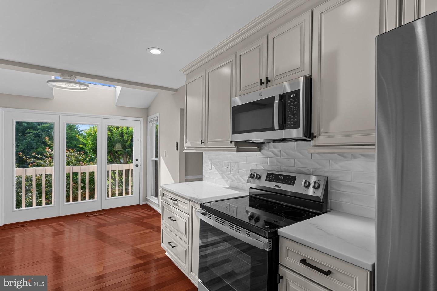 6161 SUMMER PARK LN, ALEXANDRIA, Virginia 22315, 4 Bedrooms Bedrooms, ,3 BathroomsBathrooms,Residential,For sale,6161 SUMMER PARK LN,VAFX2247038 MLS # VAFX2247038