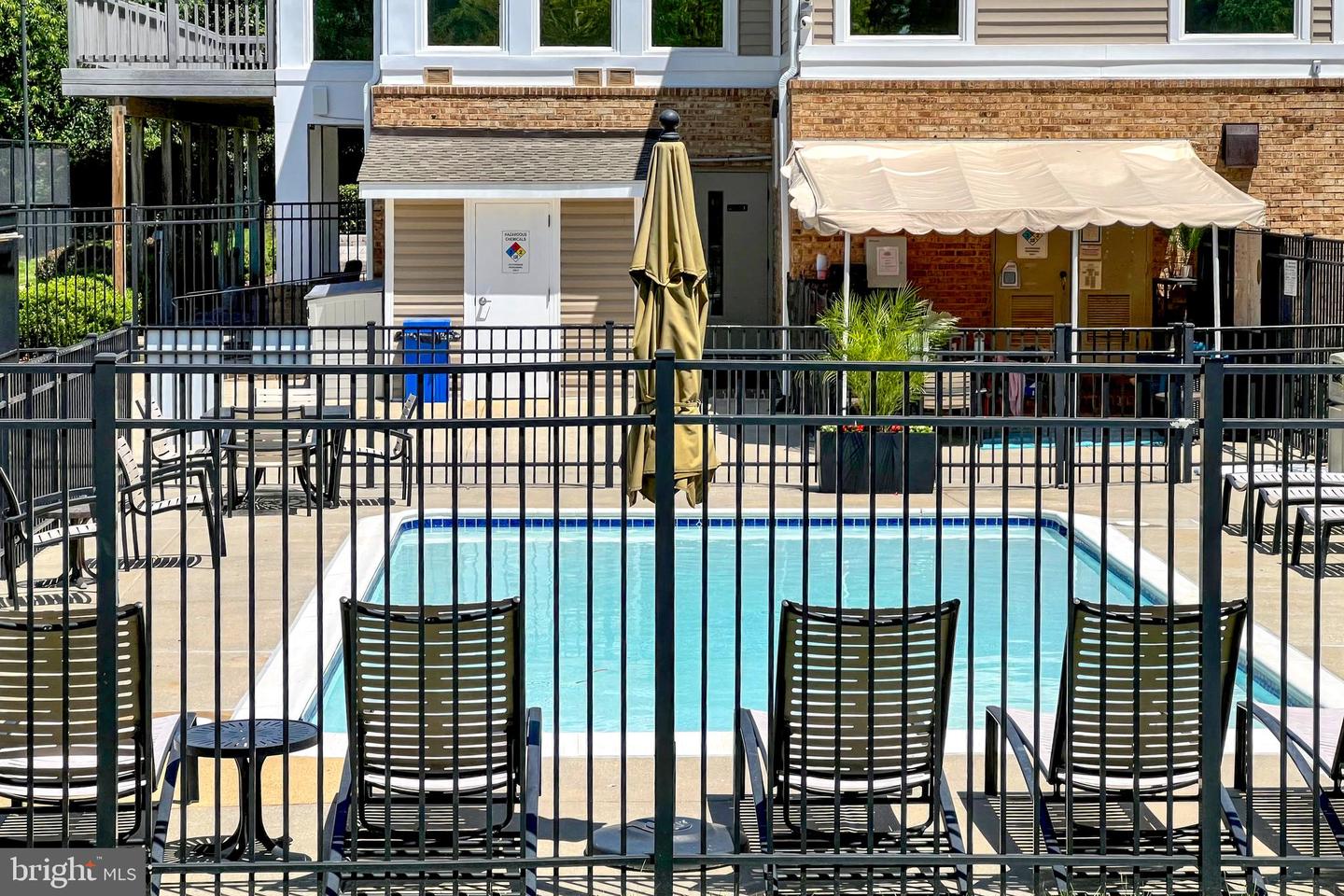 6161 SUMMER PARK LN, ALEXANDRIA, Virginia 22315, 4 Bedrooms Bedrooms, ,3 BathroomsBathrooms,Residential,For sale,6161 SUMMER PARK LN,VAFX2247038 MLS # VAFX2247038