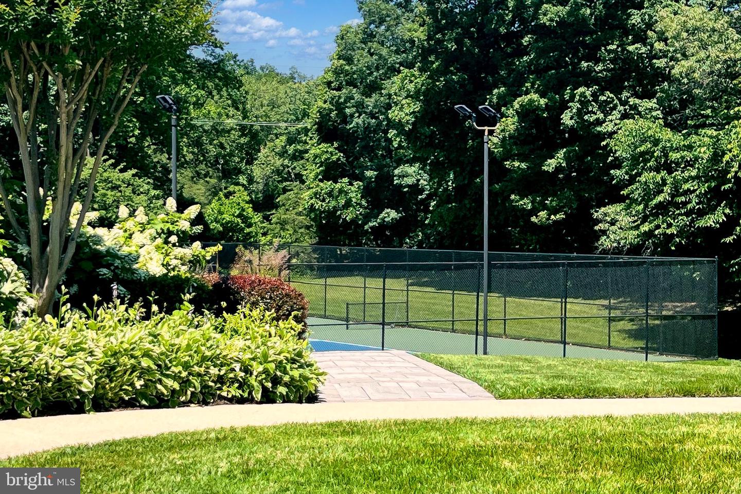 6161 SUMMER PARK LN, ALEXANDRIA, Virginia 22315, 4 Bedrooms Bedrooms, ,3 BathroomsBathrooms,Residential,For sale,6161 SUMMER PARK LN,VAFX2247038 MLS # VAFX2247038