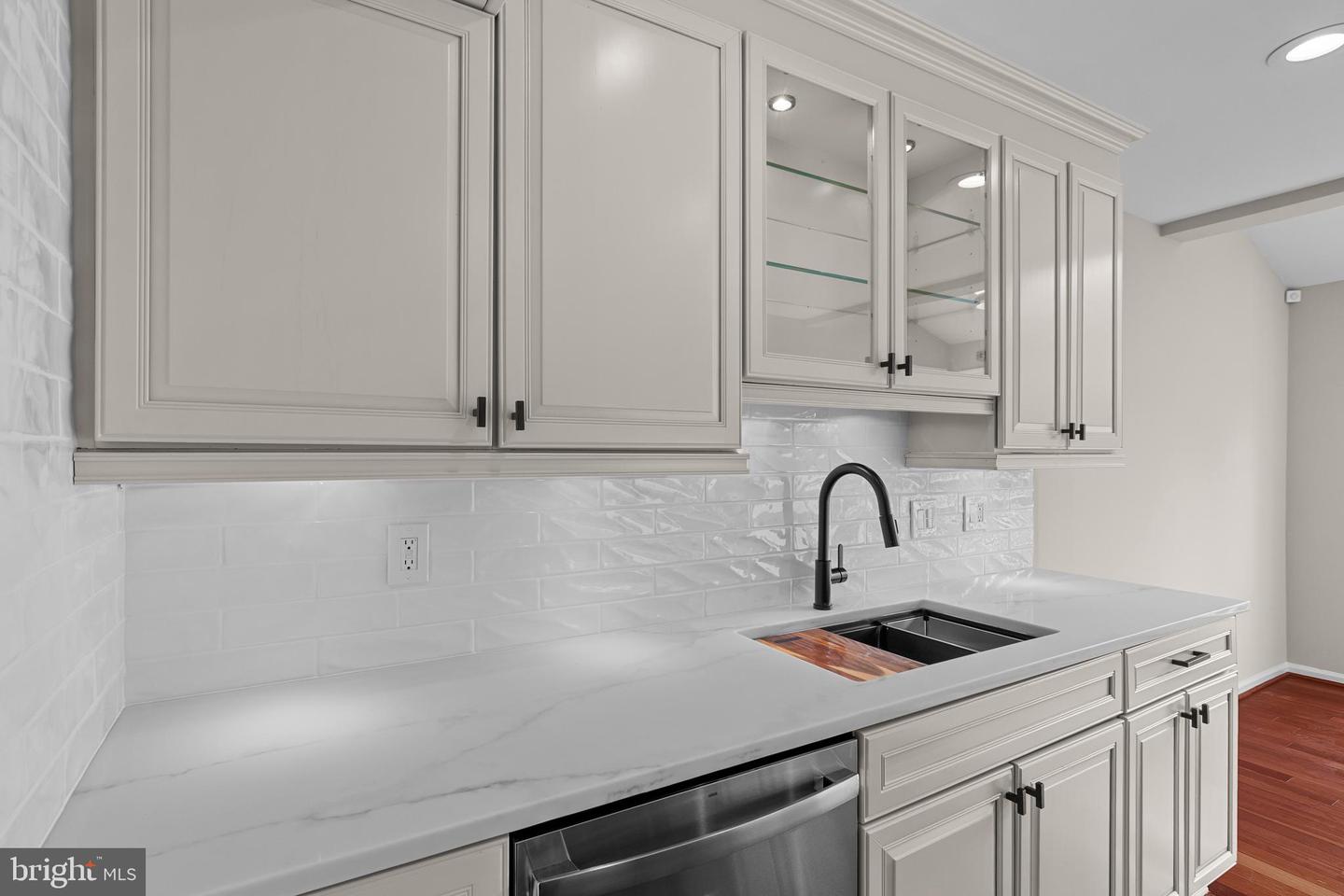 6161 SUMMER PARK LN, ALEXANDRIA, Virginia 22315, 4 Bedrooms Bedrooms, ,3 BathroomsBathrooms,Residential,For sale,6161 SUMMER PARK LN,VAFX2247038 MLS # VAFX2247038