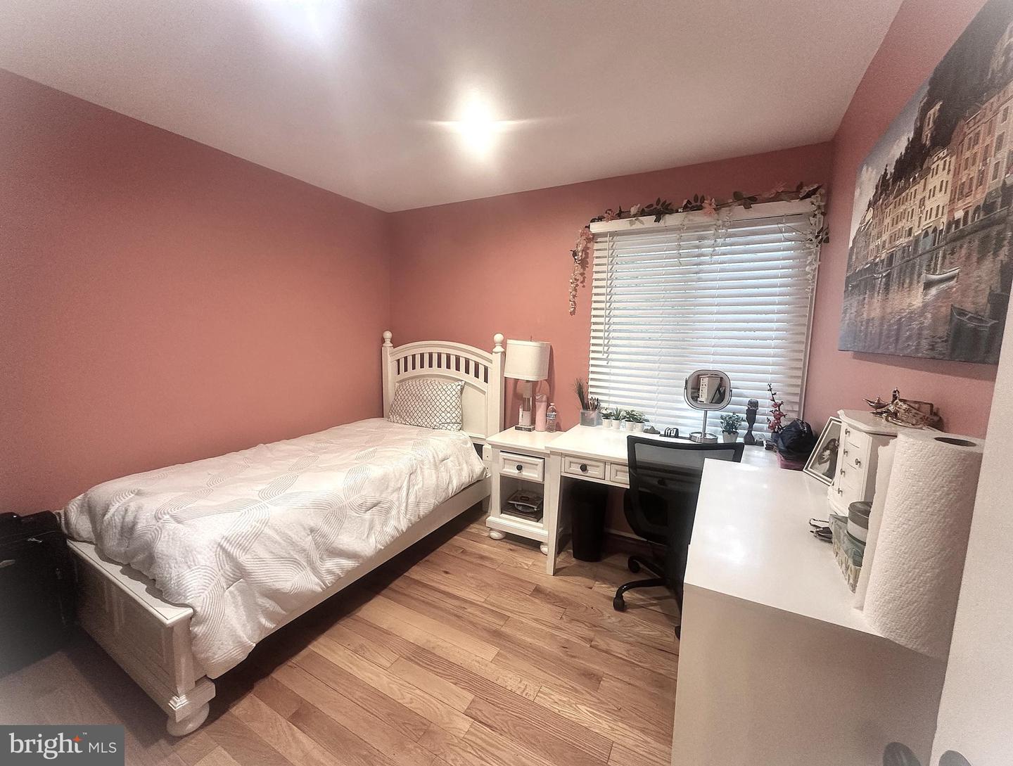 8712 RIDGE HOLLOW CT, SPRINGFIELD, Virginia 22152, 3 Bedrooms Bedrooms, ,3 BathroomsBathrooms,Residential,For sale,8712 RIDGE HOLLOW CT,VAFX2247116 MLS # VAFX2247116