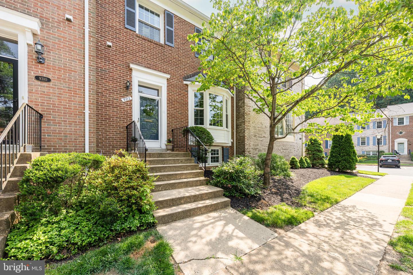 9312 SILVER MILL PL, FAIRFAX, Virginia 22031, 4 Bedrooms Bedrooms, ,3 BathroomsBathrooms,Residential,For sale,9312 SILVER MILL PL,VAFX2247130 MLS # VAFX2247130