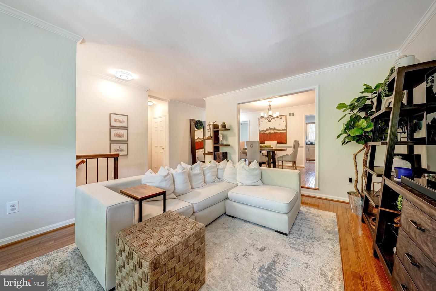 9312 SILVER MILL PL, FAIRFAX, Virginia 22031, 4 Bedrooms Bedrooms, ,3 BathroomsBathrooms,Residential,For sale,9312 SILVER MILL PL,VAFX2247130 MLS # VAFX2247130