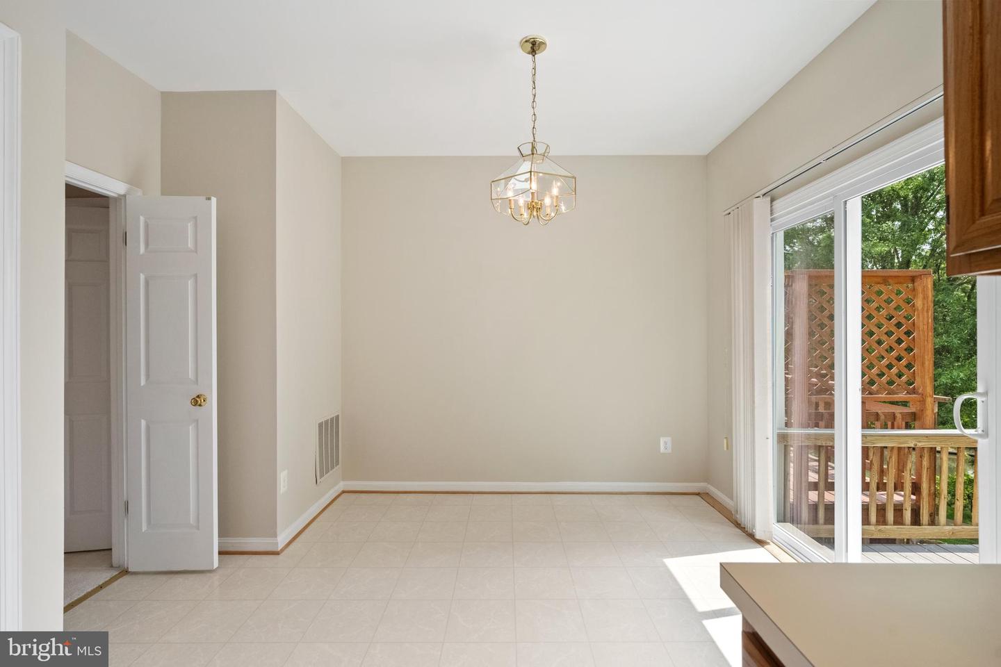 1206 DARTMOUTH RD, ALEXANDRIA, Virginia 22314, 4 Bedrooms Bedrooms, ,2 BathroomsBathrooms,Residential,For sale,1206 DARTMOUTH RD,VAAX2046452 MLS # VAAX2046452