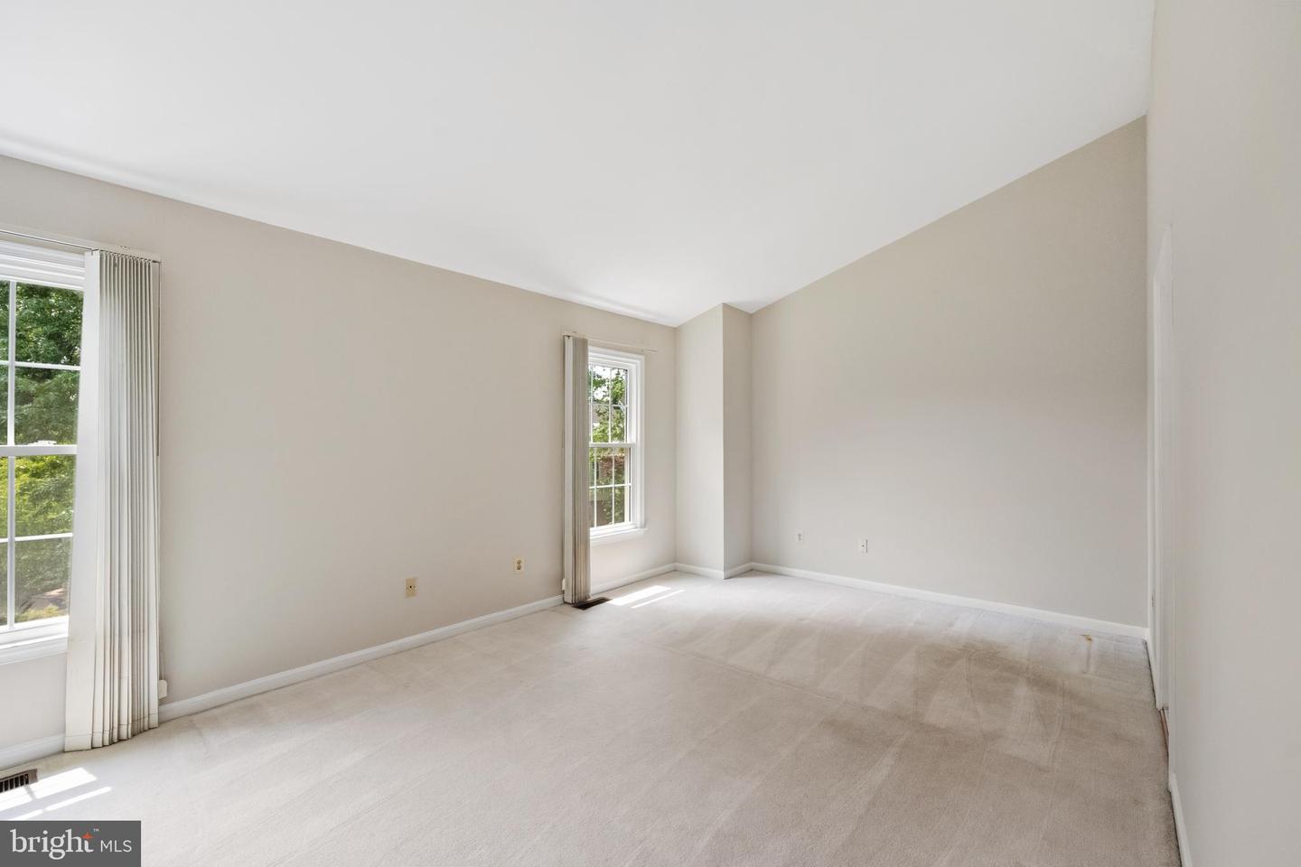 1206 DARTMOUTH RD, ALEXANDRIA, Virginia 22314, 4 Bedrooms Bedrooms, ,2 BathroomsBathrooms,Residential,For sale,1206 DARTMOUTH RD,VAAX2046452 MLS # VAAX2046452
