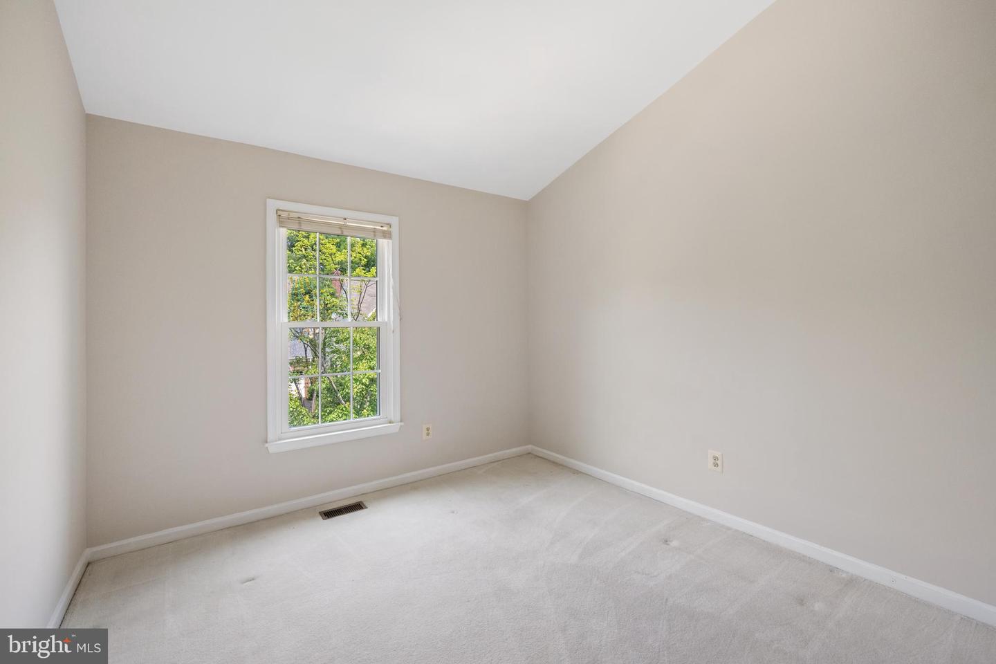 1206 DARTMOUTH RD, ALEXANDRIA, Virginia 22314, 4 Bedrooms Bedrooms, ,2 BathroomsBathrooms,Residential,For sale,1206 DARTMOUTH RD,VAAX2046452 MLS # VAAX2046452