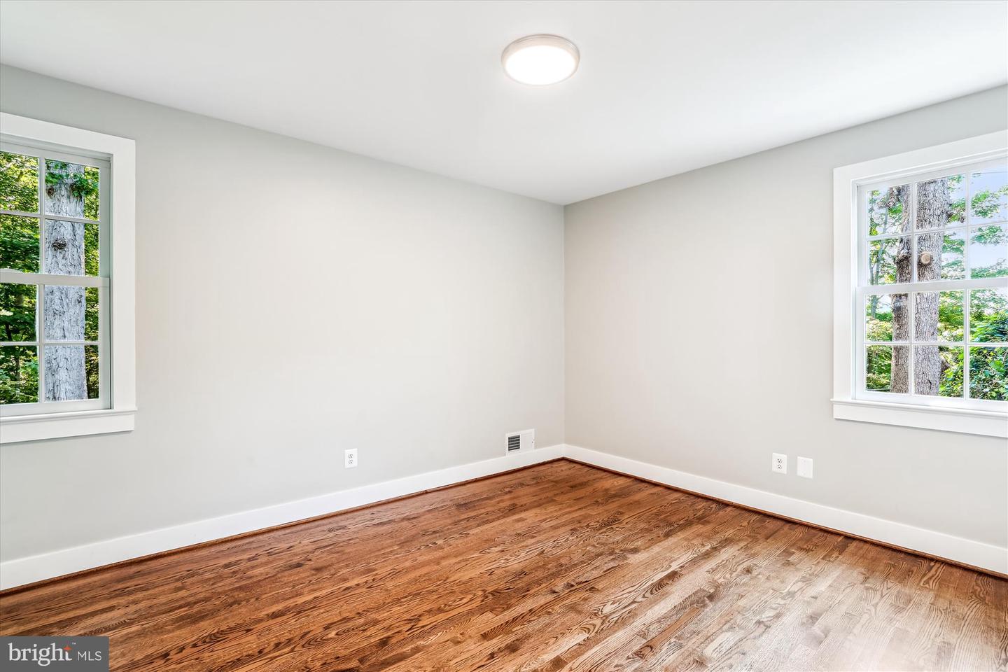 4711 PONTIAC DR, ANNANDALE, Virginia 22003, 5 Bedrooms Bedrooms, ,3 BathroomsBathrooms,Residential,For sale,4711 PONTIAC DR,VAFX2247214 MLS # VAFX2247214