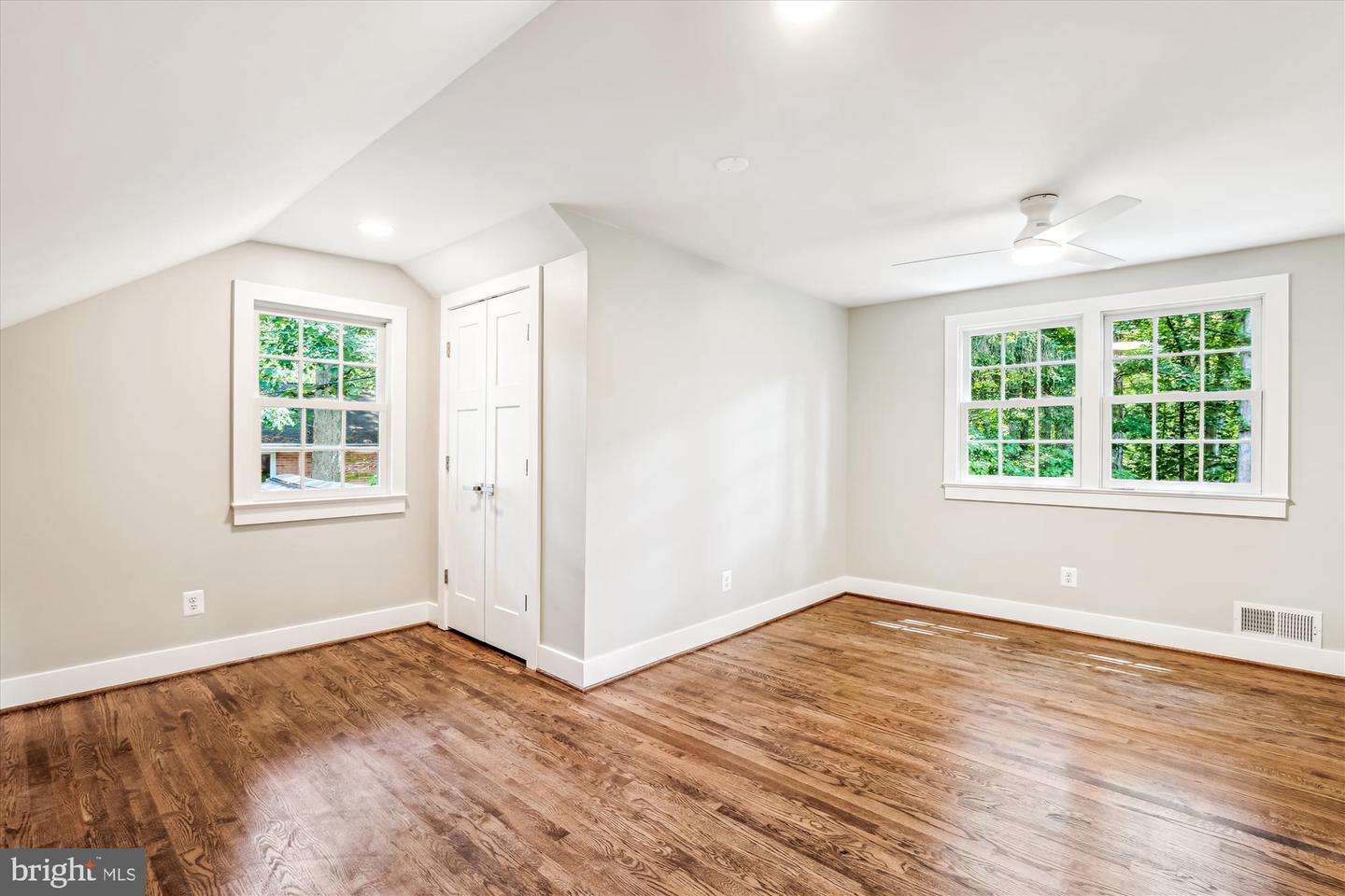 4711 PONTIAC DR, ANNANDALE, Virginia 22003, 5 Bedrooms Bedrooms, ,3 BathroomsBathrooms,Residential,For sale,4711 PONTIAC DR,VAFX2247214 MLS # VAFX2247214
