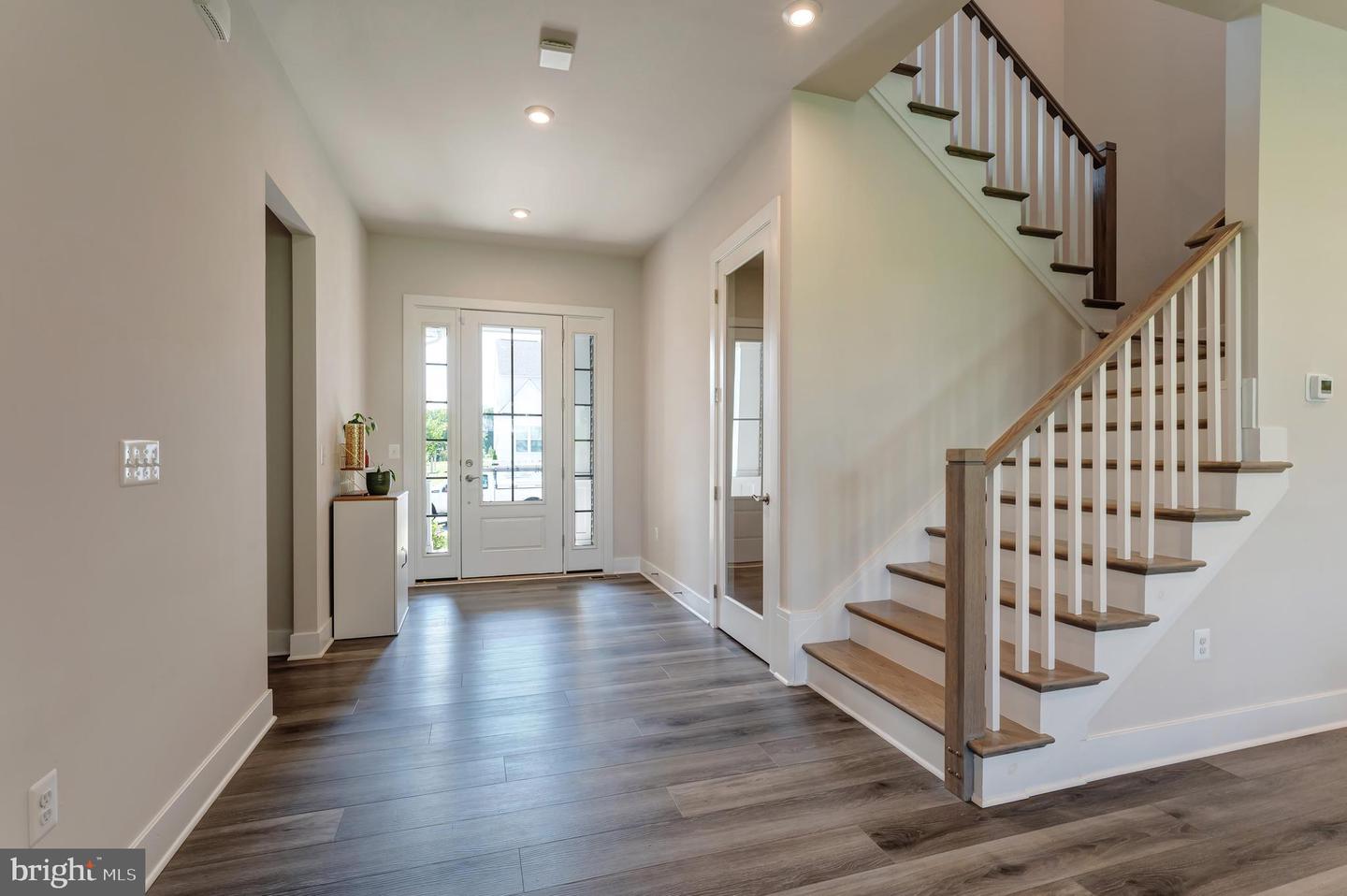 950 WARLANDER DR SW, LEESBURG, Virginia 20175, 5 Bedrooms Bedrooms, ,4 BathroomsBathrooms,Residential,For sale,950 WARLANDER DR SW,VALO2099474 MLS # VALO2099474