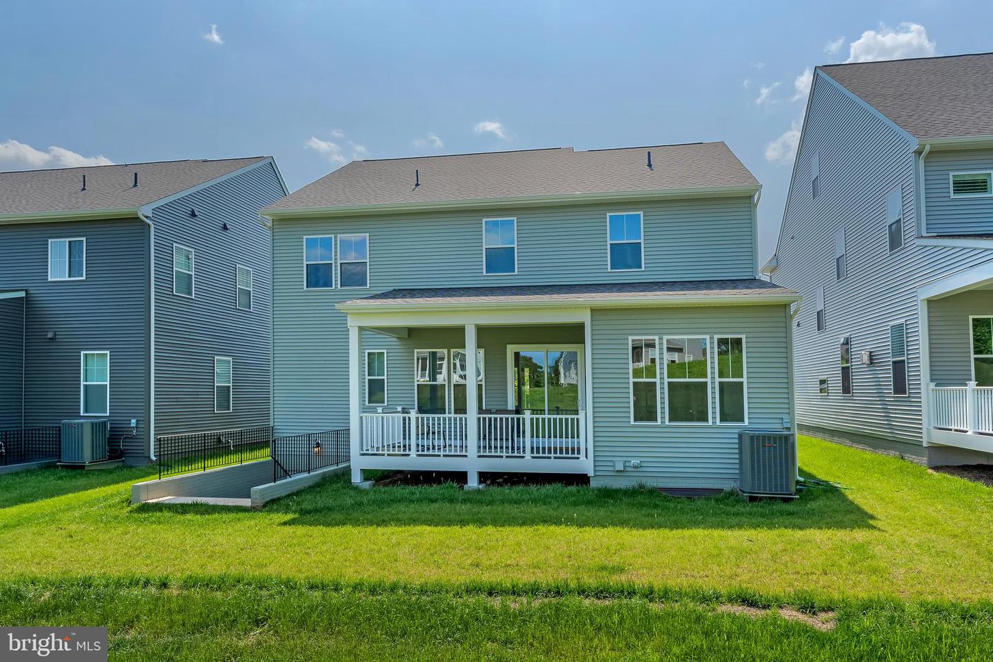 950 WARLANDER DR SW, LEESBURG, Virginia 20175, 5 Bedrooms Bedrooms, ,4 BathroomsBathrooms,Residential,For sale,950 WARLANDER DR SW,VALO2099474 MLS # VALO2099474