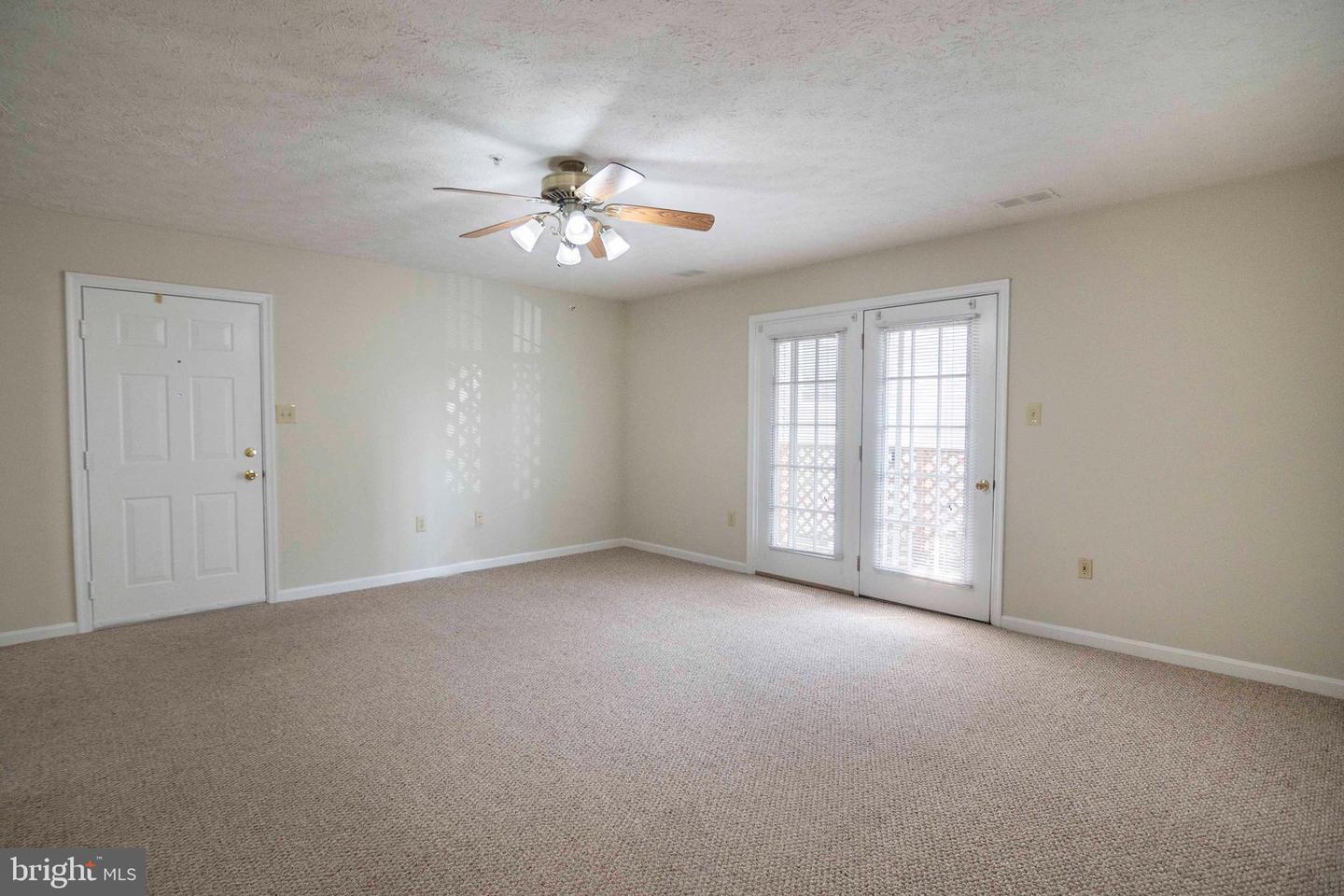 145-F-7 HAILEY LN, STRASBURG, Virginia 22657, 2 Bedrooms Bedrooms, 5 Rooms Rooms,2 BathroomsBathrooms,Residential,For sale,145-F-7 HAILEY LN,VASH2011702 MLS # VASH2011702