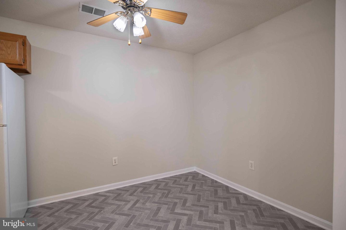145-F-7 HAILEY LN, STRASBURG, Virginia 22657, 2 Bedrooms Bedrooms, 5 Rooms Rooms,2 BathroomsBathrooms,Residential,For sale,145-F-7 HAILEY LN,VASH2011702 MLS # VASH2011702
