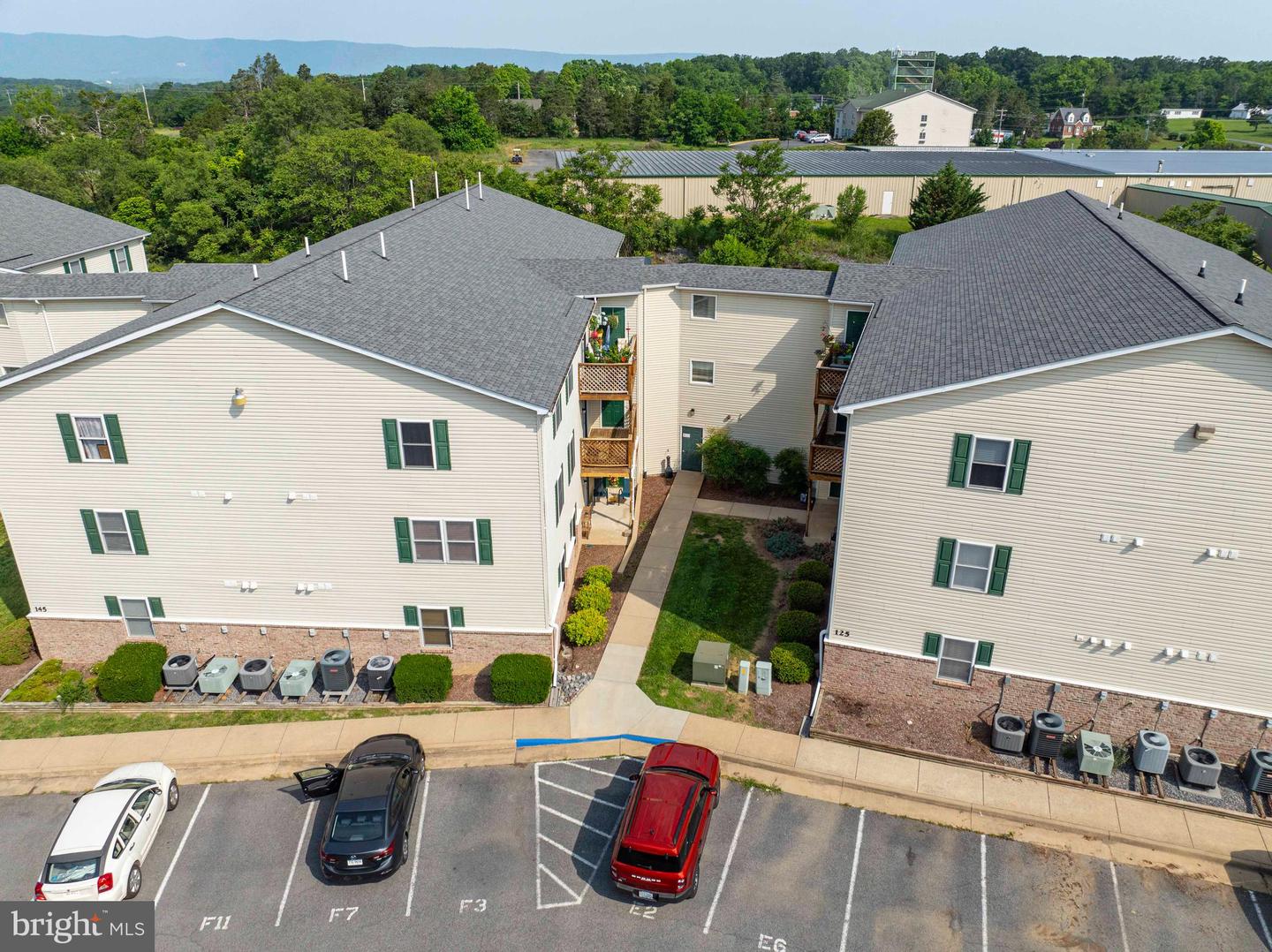 145-F-7 HAILEY LN, STRASBURG, Virginia 22657, 2 Bedrooms Bedrooms, 5 Rooms Rooms,2 BathroomsBathrooms,Residential,For sale,145-F-7 HAILEY LN,VASH2011702 MLS # VASH2011702