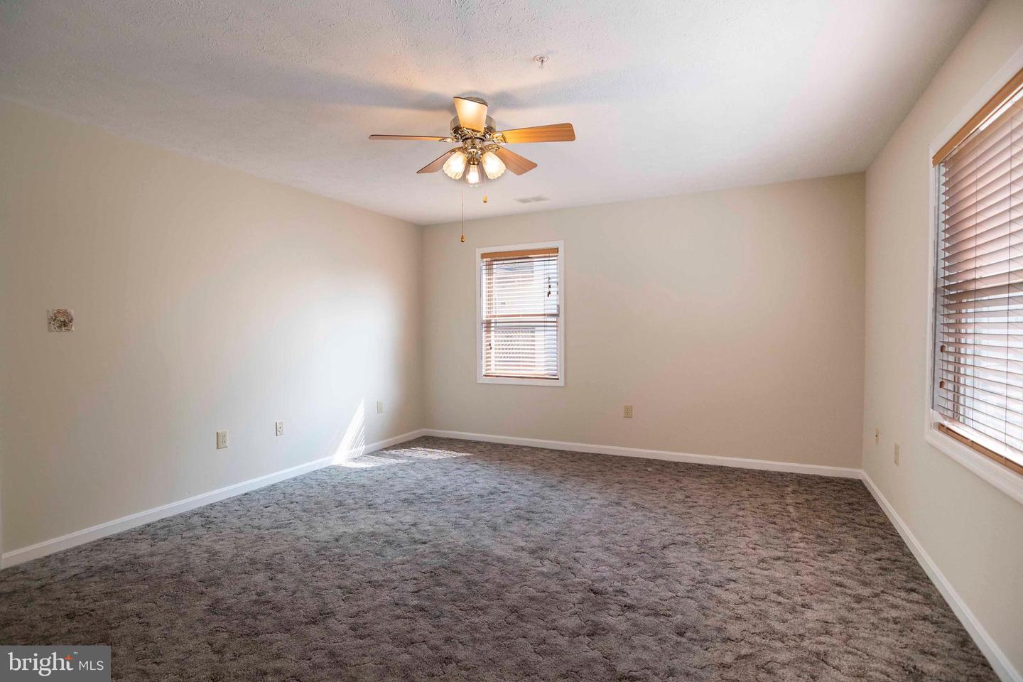 145-F-7 HAILEY LN, STRASBURG, Virginia 22657, 2 Bedrooms Bedrooms, 5 Rooms Rooms,2 BathroomsBathrooms,Residential,For sale,145-F-7 HAILEY LN,VASH2011702 MLS # VASH2011702