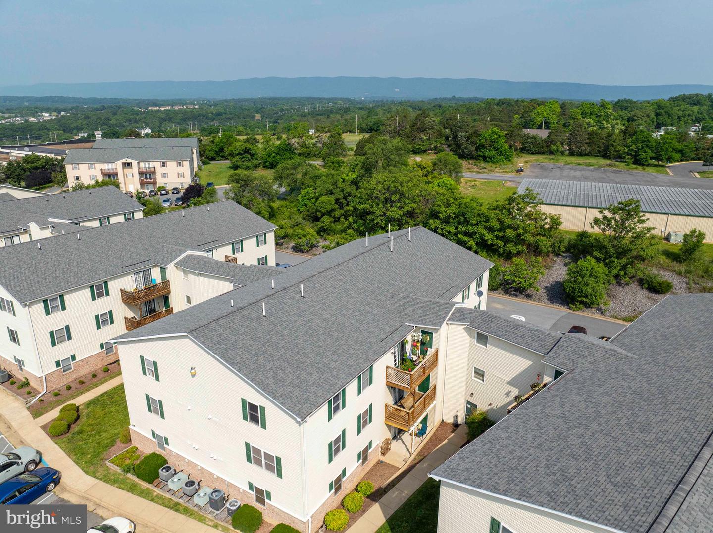 145-F-7 HAILEY LN, STRASBURG, Virginia 22657, 2 Bedrooms Bedrooms, 5 Rooms Rooms,2 BathroomsBathrooms,Residential,For sale,145-F-7 HAILEY LN,VASH2011702 MLS # VASH2011702