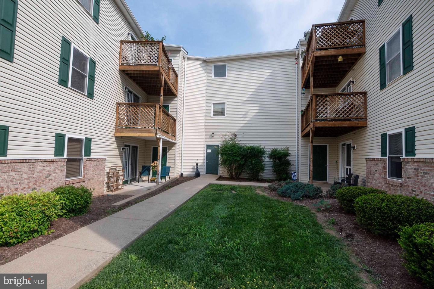 145-F-7 HAILEY LN, STRASBURG, Virginia 22657, 2 Bedrooms Bedrooms, 5 Rooms Rooms,2 BathroomsBathrooms,Residential,For sale,145-F-7 HAILEY LN,VASH2011702 MLS # VASH2011702