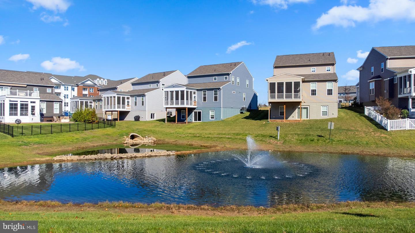 43441 BETTYS FARM DR, CHANTILLY, Virginia 20152, 4 Bedrooms Bedrooms, ,3 BathroomsBathrooms,Residential,For sale,43441 BETTYS FARM DR,VALO2099476 MLS # VALO2099476